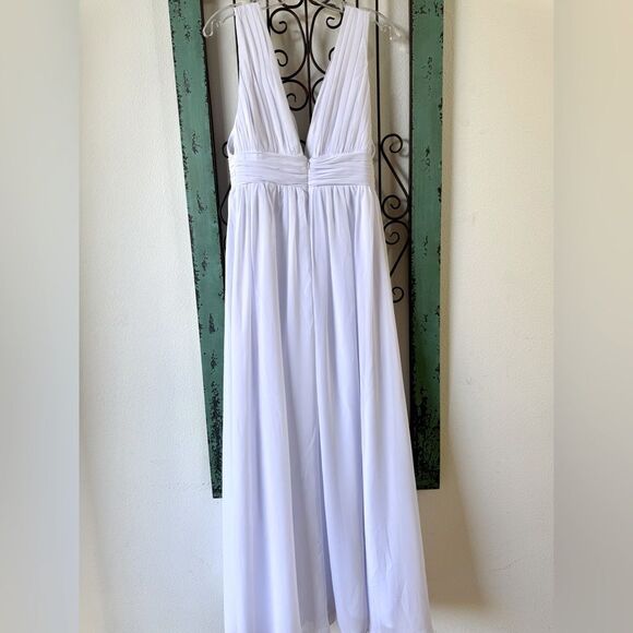 Jj's House Elegant White Evening Gown. Perfect for destination wedding! Sz 6. - Picture 7 of 13